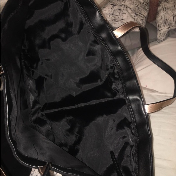 Victoria's Secret Black and Gold Tote - Picture 4 of 4